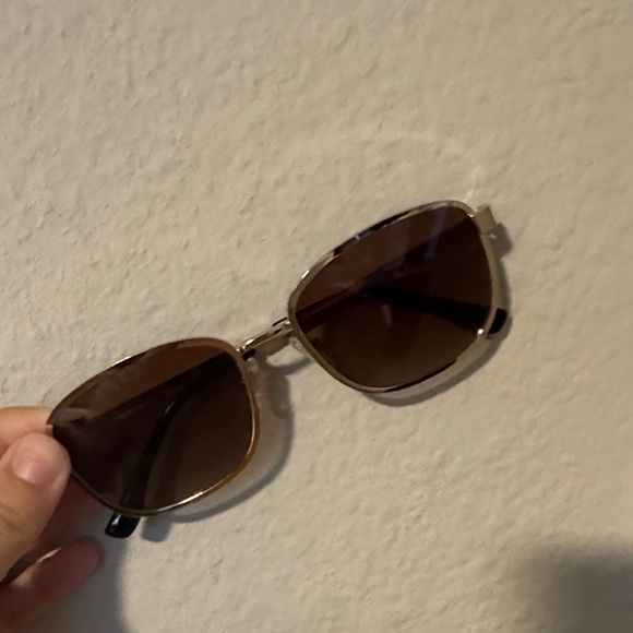 Sojos Gold and Brown Sunglasses - Picture 2 of 3